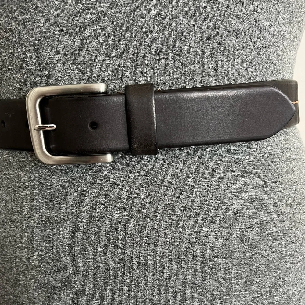 Joseph Abboud Belt Size 42, Dark Brown, Silver Finish Buckle